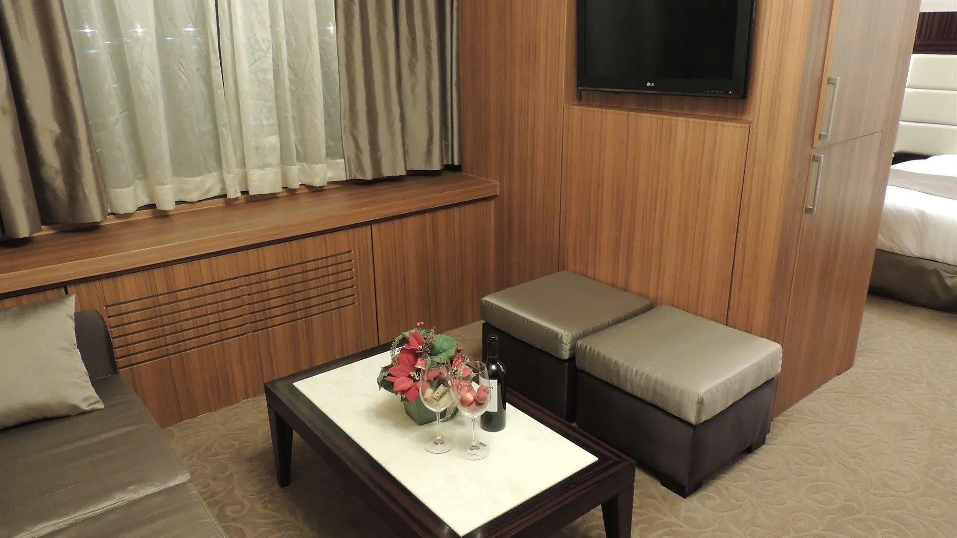 Paradise Hotel Incheon